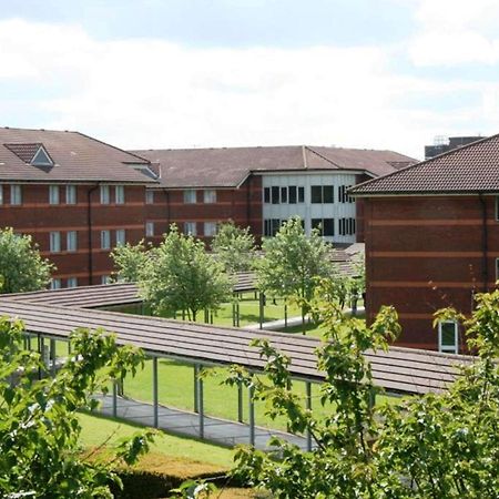 Yarnfield Park Training And Conference Centre Hotel Stone  Exterior foto