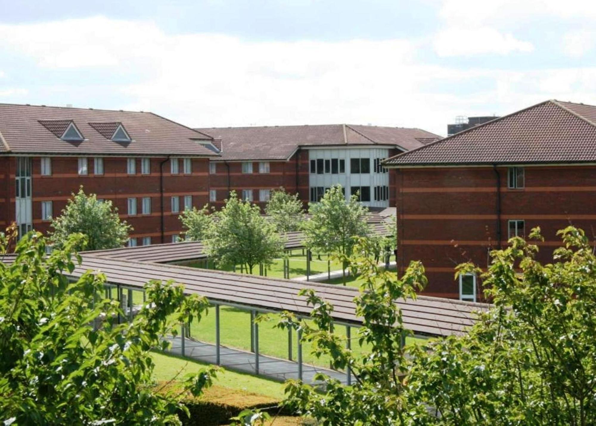 Yarnfield Park Training And Conference Centre Hotel Stone  Exterior foto