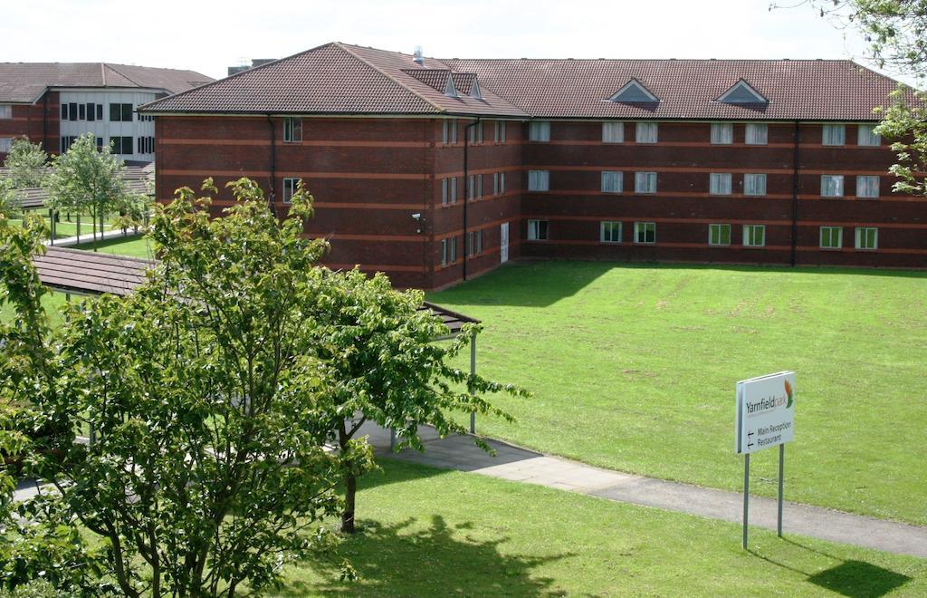 Yarnfield Park Training And Conference Centre Hotel Stone  Exterior foto