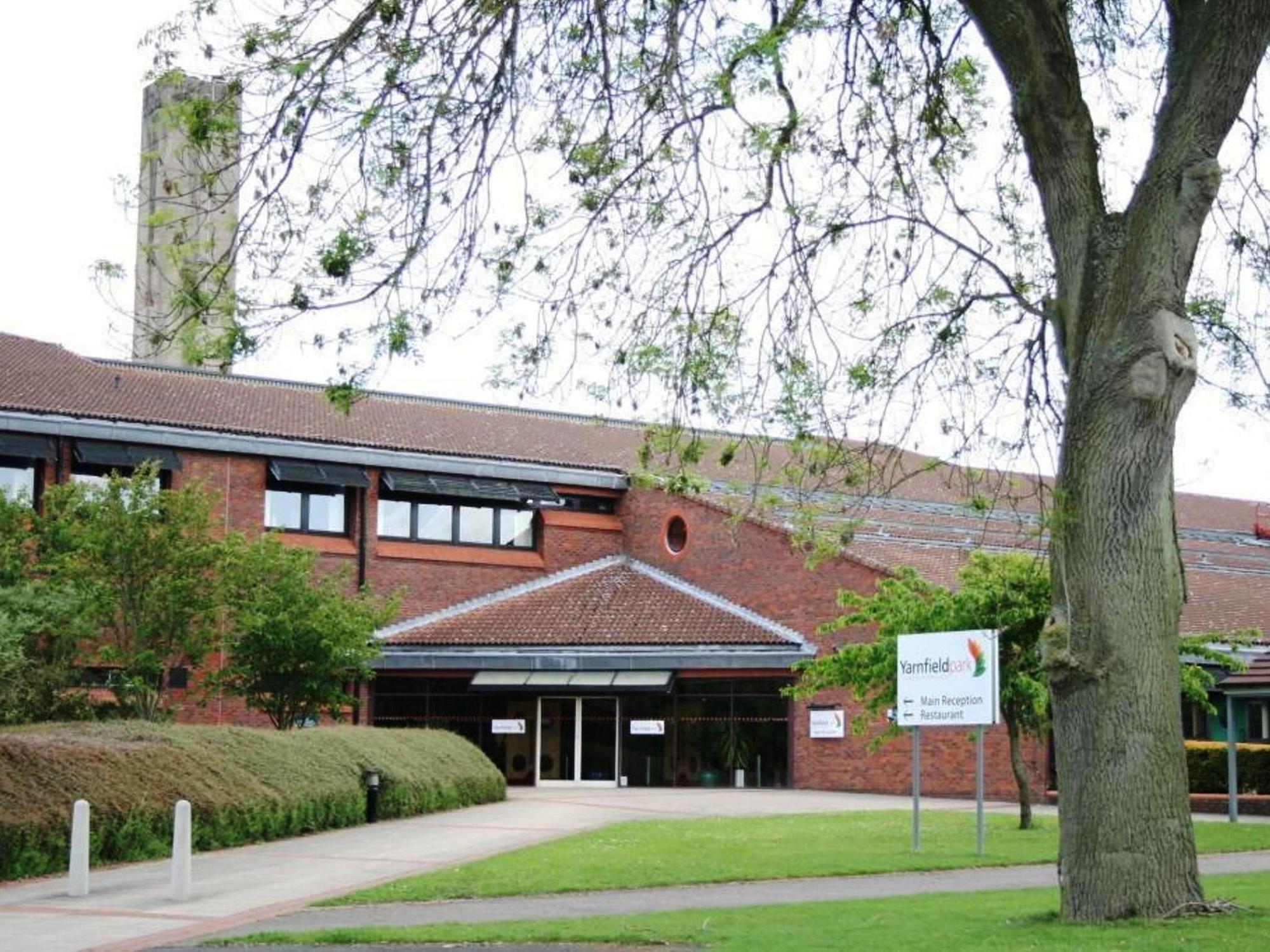 Yarnfield Park Training And Conference Centre Hotel Stone  Exterior foto