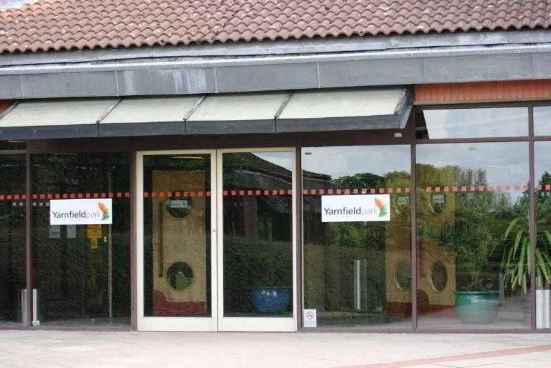 Yarnfield Park Training And Conference Centre Hotel Stone  Exterior foto
